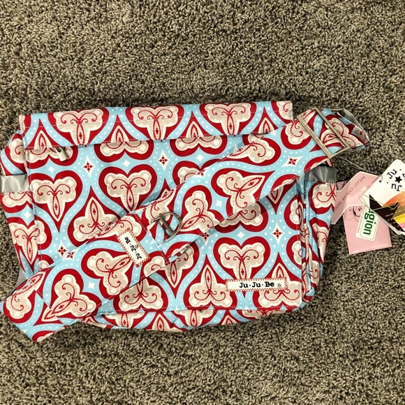 Ju-Ju-Be Be All Diaper Bag in Sweet Hearts print - Picture 1 of 8